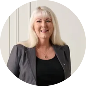 Sandi Van Tonder