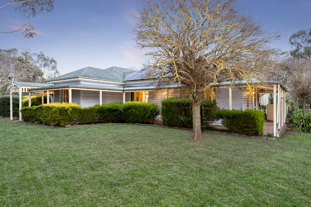 547 Remembrance Drive, Cardigan, Vic 3352, main thumbnail