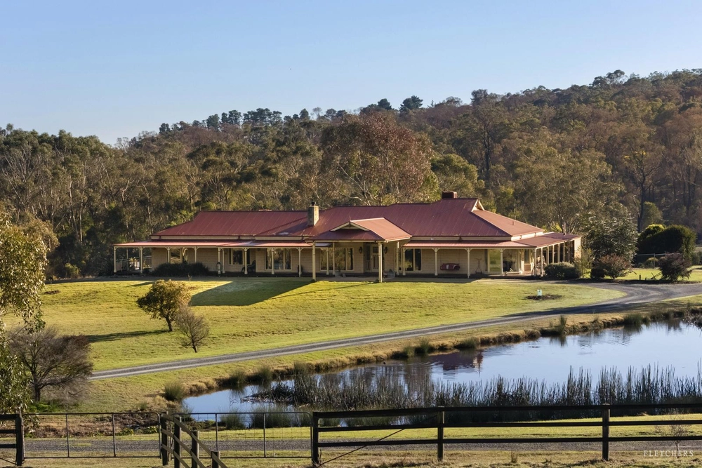25 Glasgow Road, Kilsyth, Vic 3137, main thumbnail