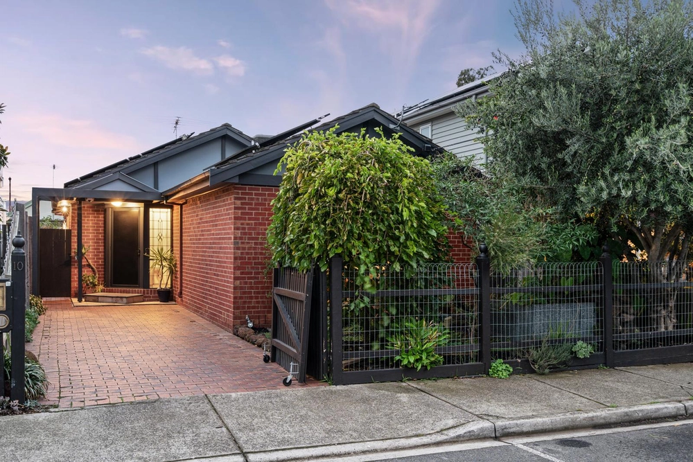 10 Ellesmere Street, Northcote, Vic 3070, main thumbnail