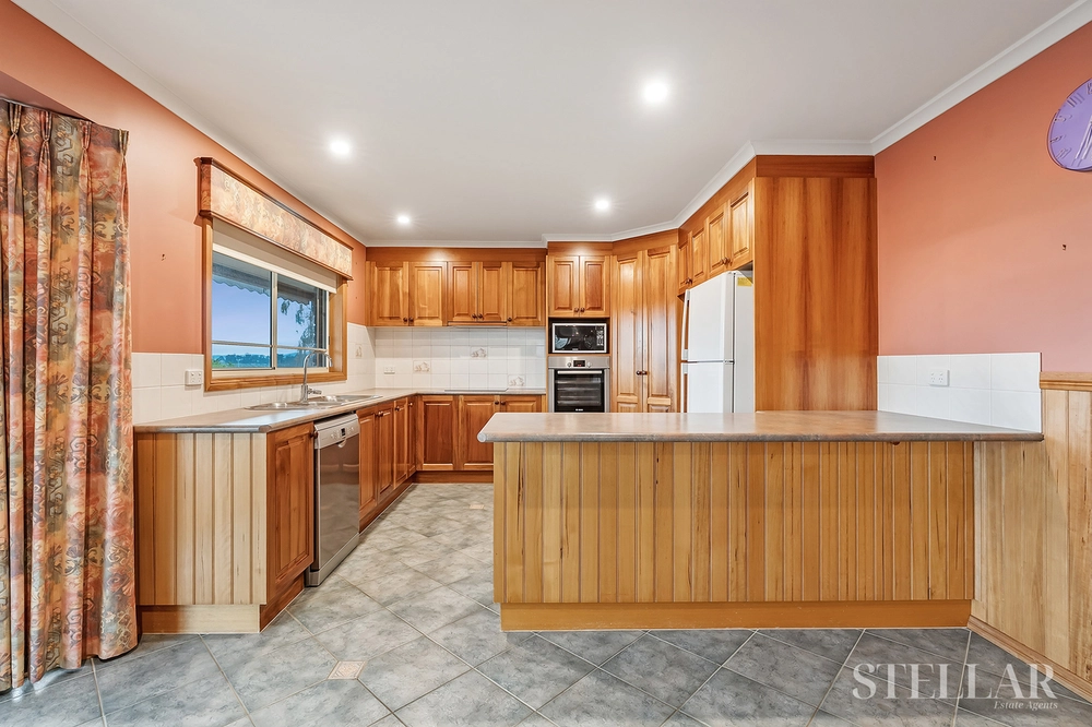 22 Hatfield Drive, Drouin, Vic 3818, thumbnail 4 of 4