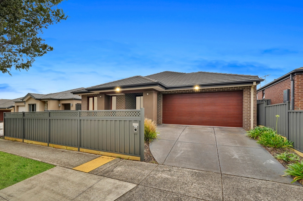 114 Kinglake Drive, Manor Lakes, Vic 3024, main thumbnail