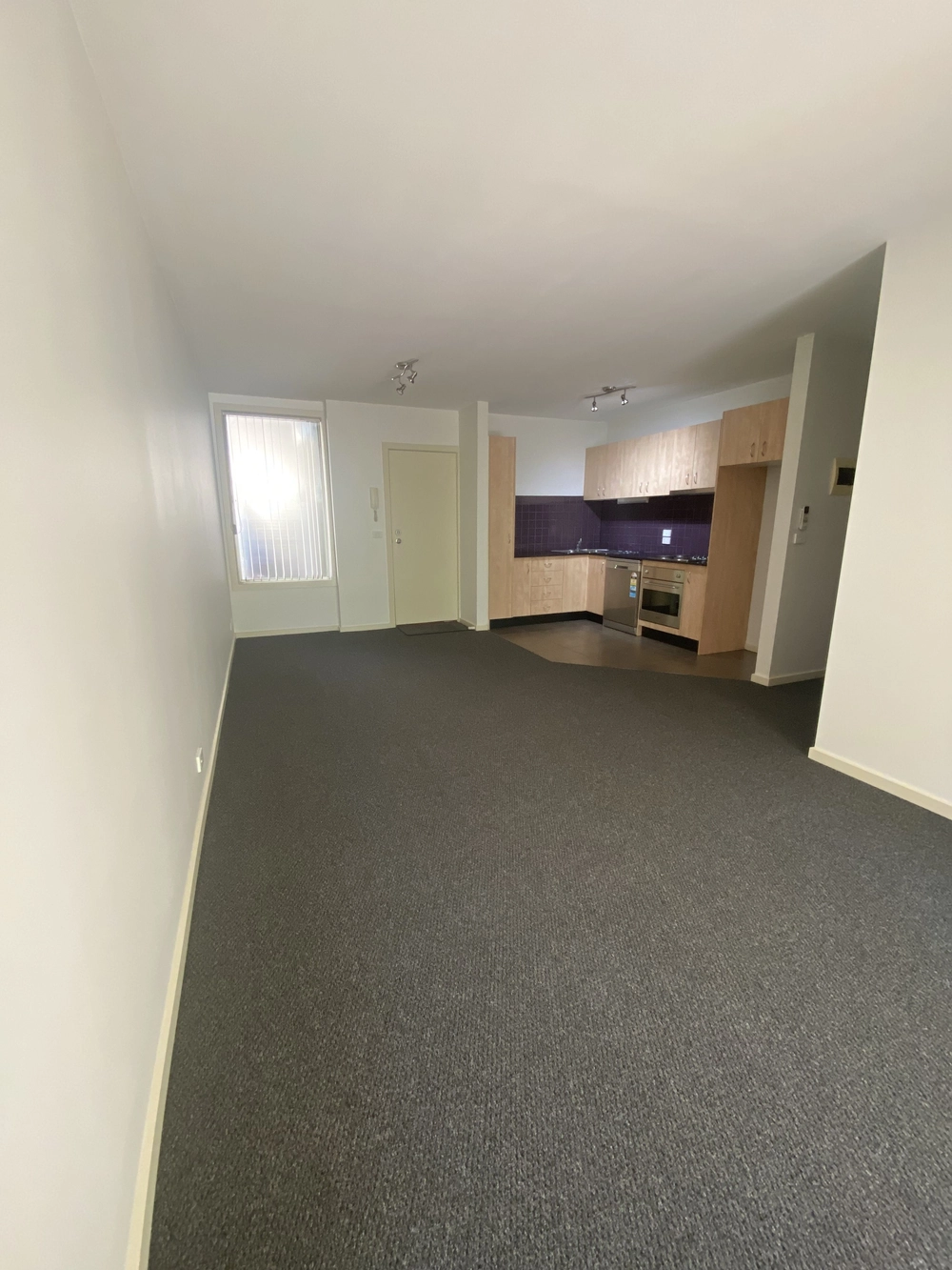 4/82-86 Atherton Road, Oakleigh, Vic 3166, thumbnail 3 of 4