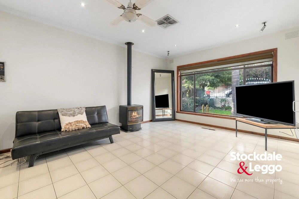 57 Vincent Street, Oak Park, Vic 3046, thumbnail 4 of 4