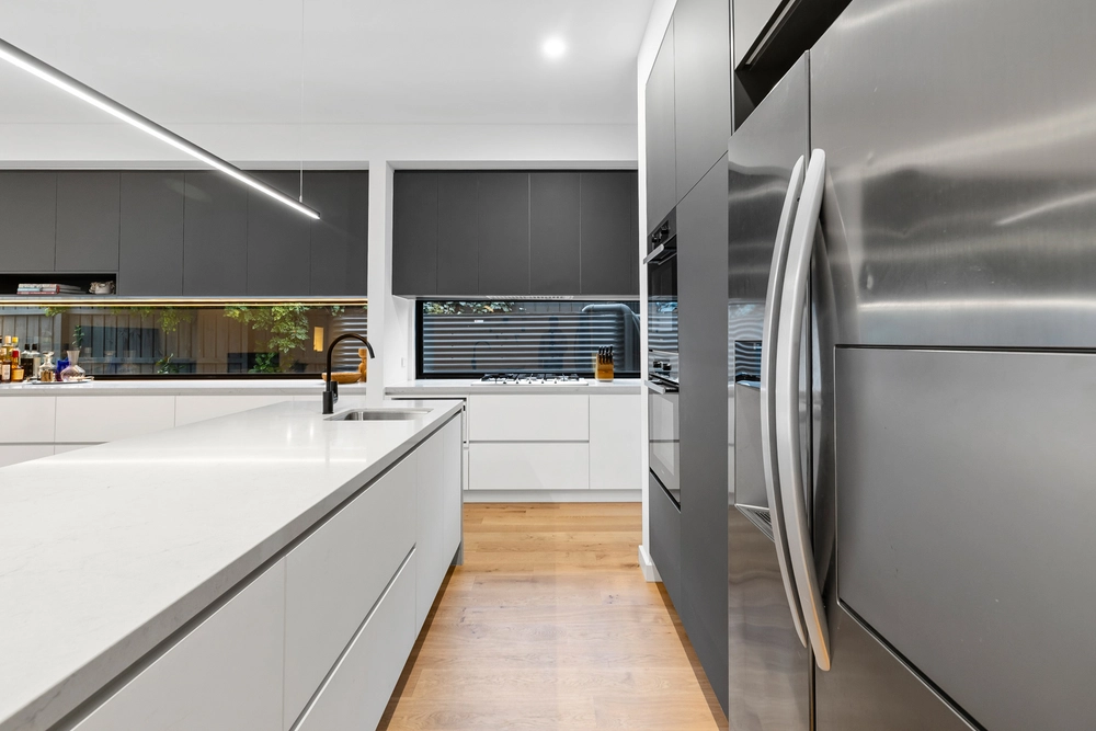 3A Glamis Avenue, Hampton, Vic 3188, thumbnail 3 of 4