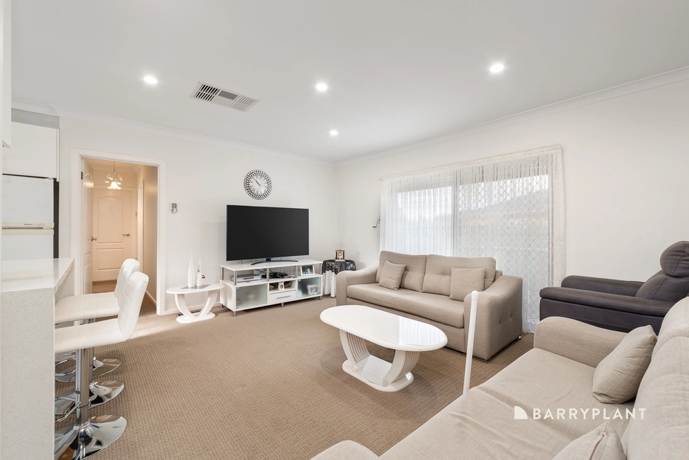13 Hermitage Court, Meadow Heights, Vic 3048, thumbnail 4 of 4