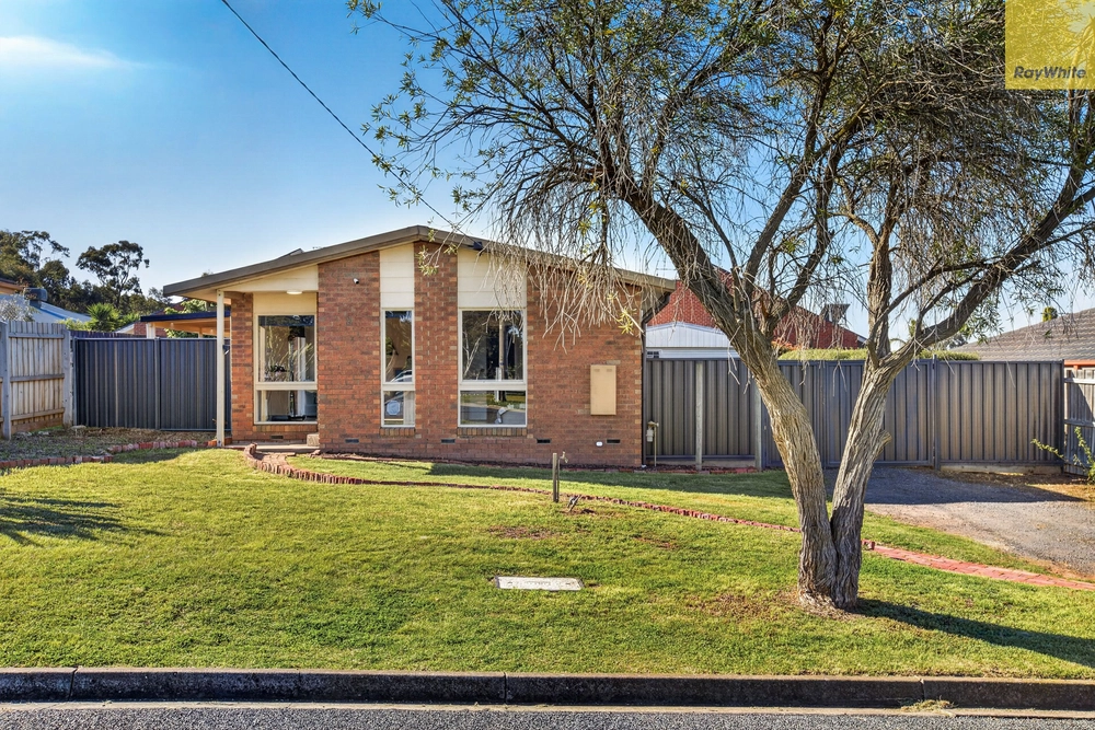 8 Nathan Drive, Darley, Vic 3340, main thumbnail