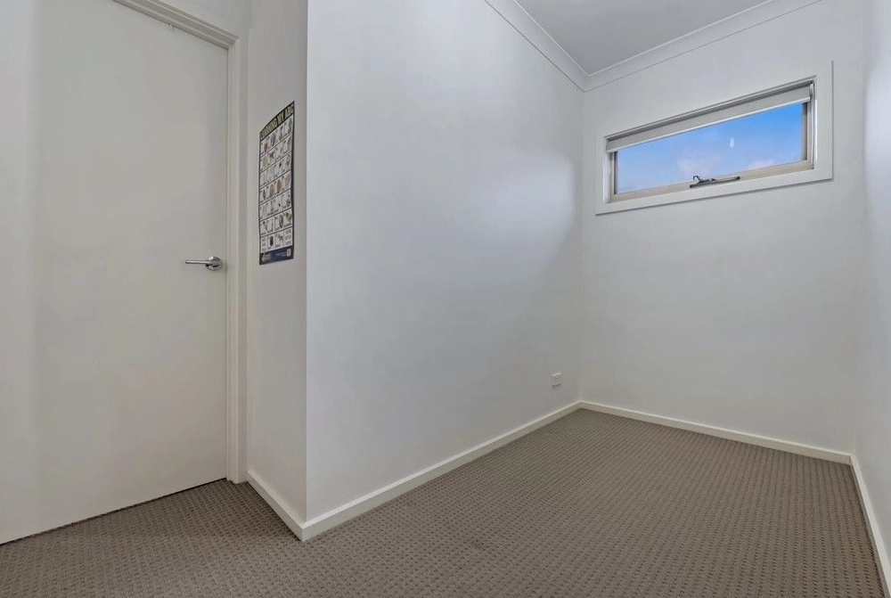 18 Ryrie Grove, Wollert, Vic 3750, thumbnail 4 of 4
