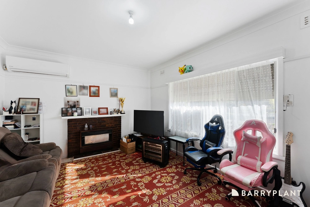 2 Mansfield Avenue, Sunshine North, Vic 3020, thumbnail 3 of 4
