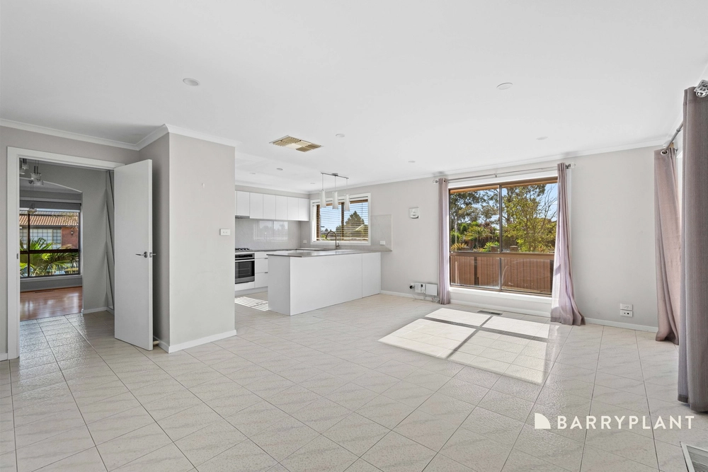 47 Hurlstone Crescent, Mill Park, Vic 3082, thumbnail 2 of 4