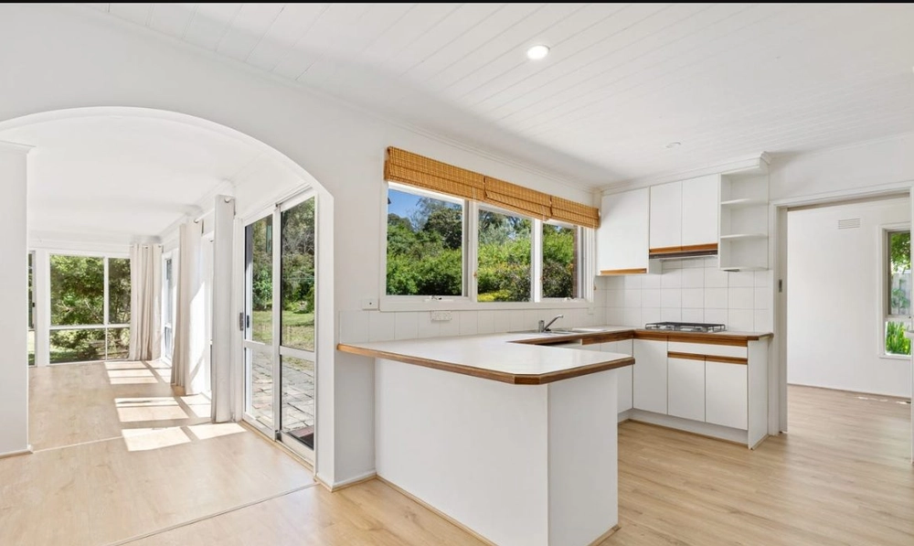 28 Aitken Street, Sunbury, Vic 3429, thumbnail 2 of 4
