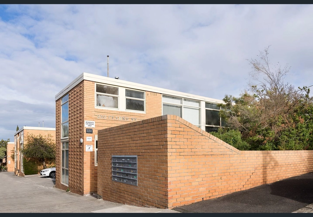 24/210 Clarke Street, Northcote, Vic 3070, main thumbnail