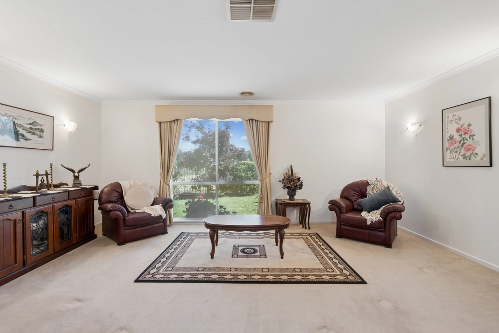 8 Santorini Court, Mount Martha, Vic 3934, thumbnail 3 of 4