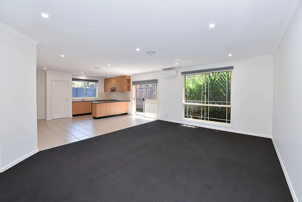 3/32 Bulla Road, Strathmore, Vic 3041, thumbnail 2 of 4