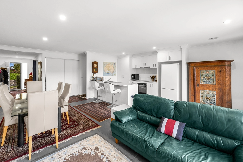 14 Fragrance Terrace, Manor Lakes, Vic 3024, thumbnail 4 of 4