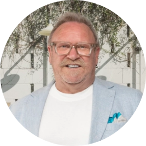 Wayne Baker