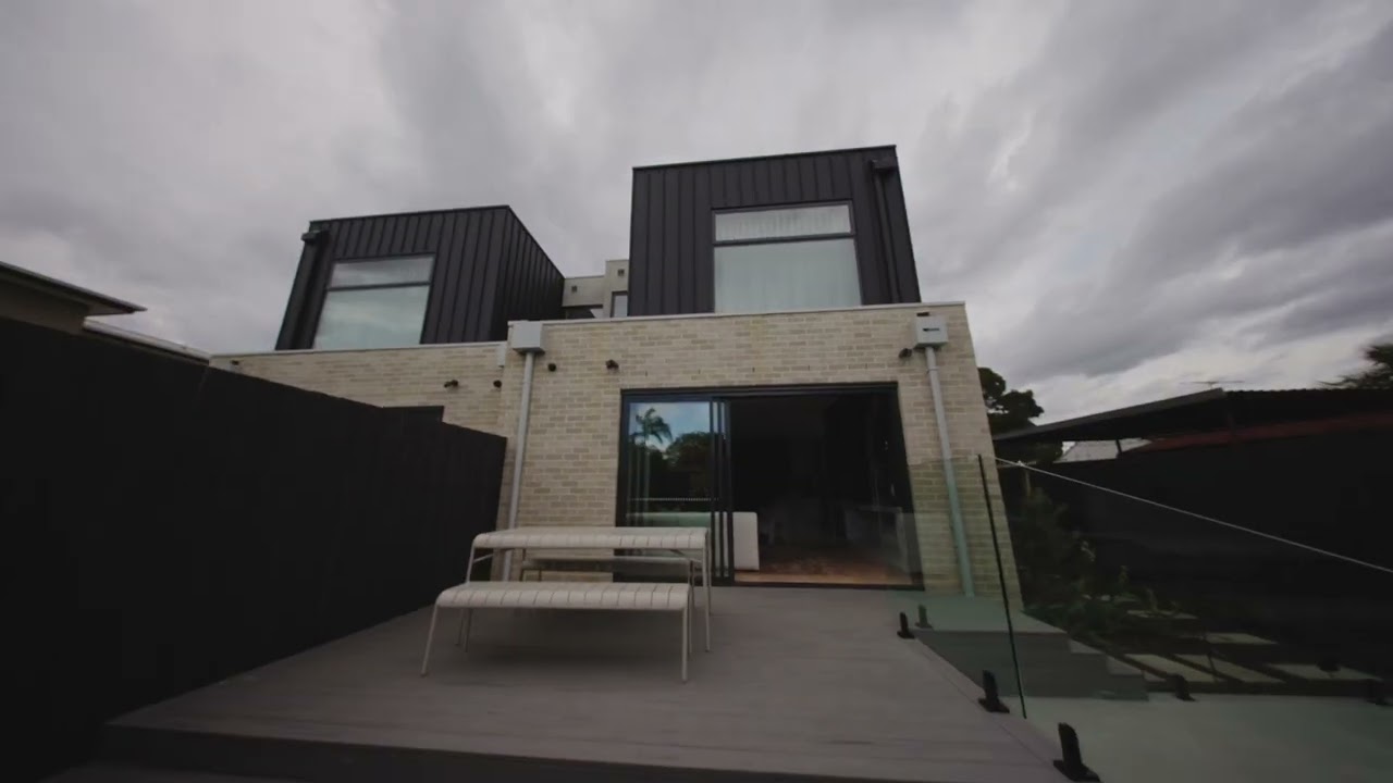 228a Rossmoyne Street, Thornbury, Vic 3071, thumbnail 3 of 4