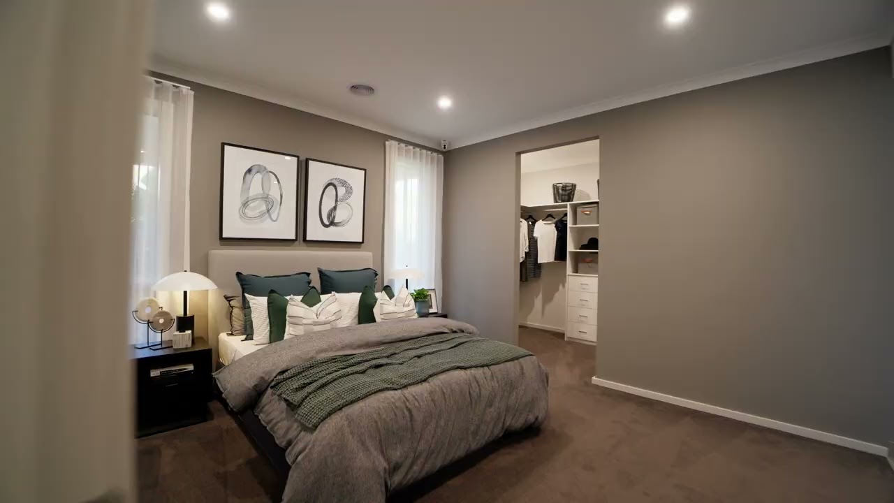 183 Honour Avenue, Clyde North, Vic 3978, thumbnail 3 of 4