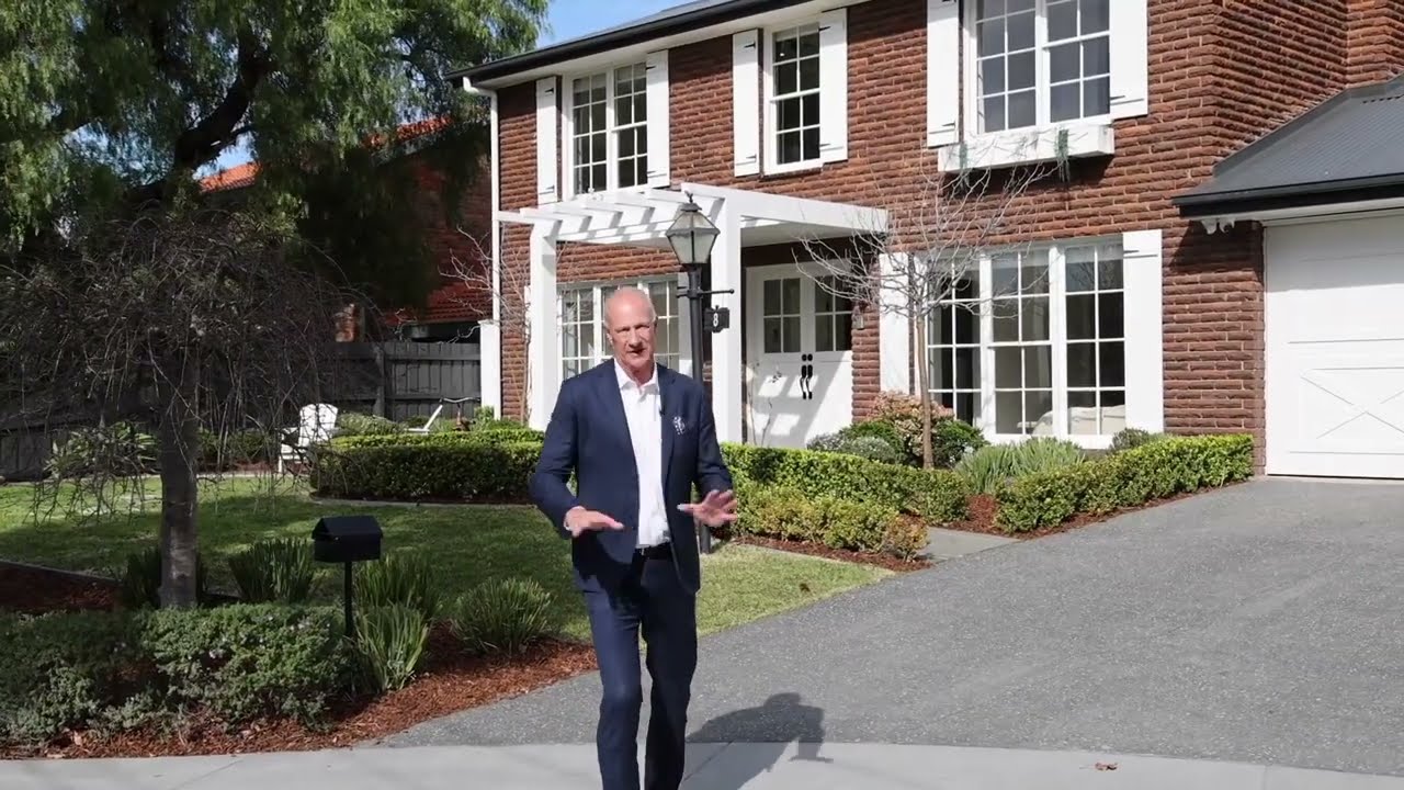 8 Maxine Court, Mentone, Vic 3194, thumbnail 3 of 4
