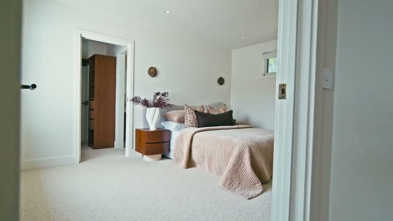 1/5 Lambert Street, Diamond Creek, Vic 3089, thumbnail 3 of 4