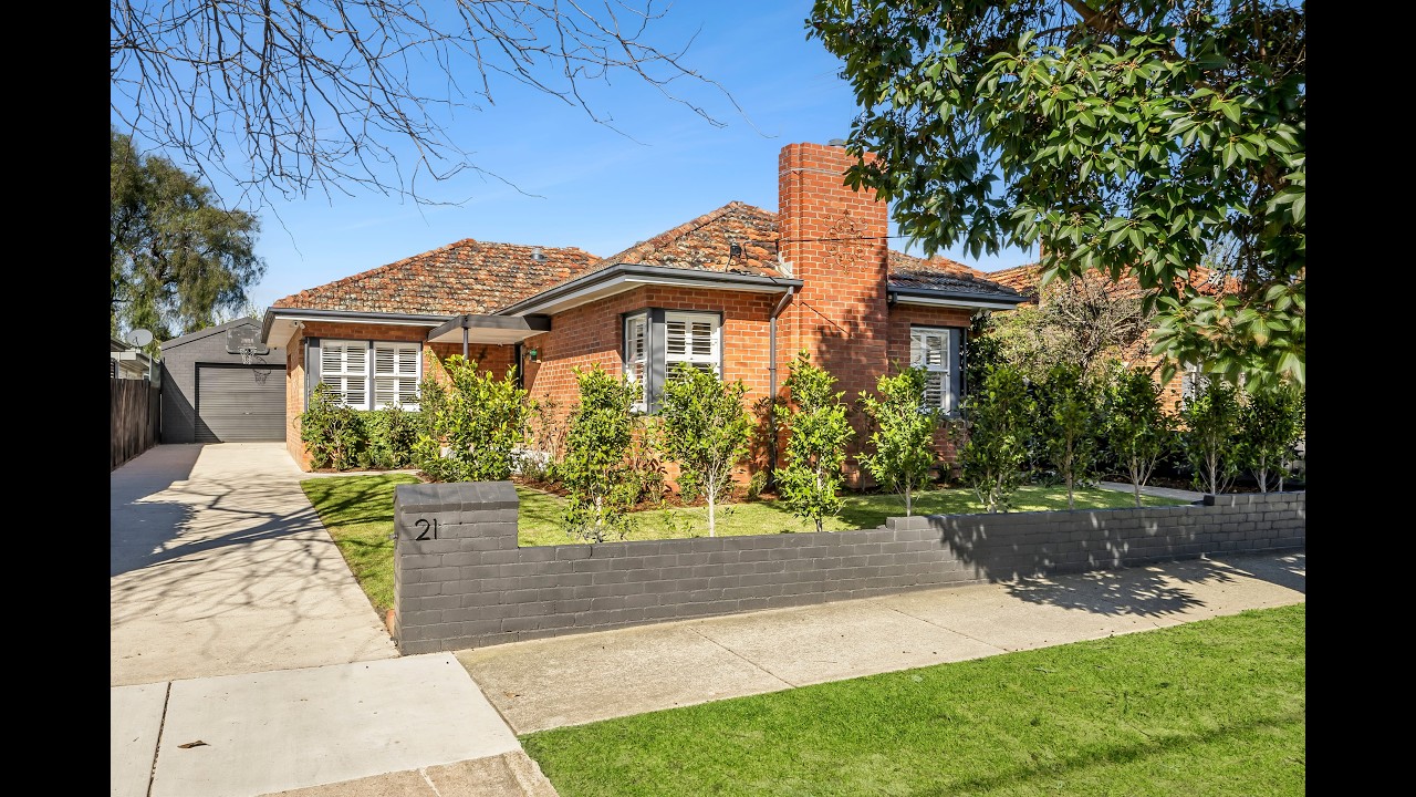 21 Lascelles Avenue, Manifold Heights, Vic 3218, thumbnail 3 of 4