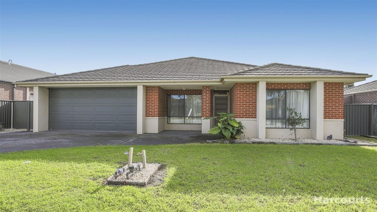 10 Esprit Avenue, Cranbourne North, Vic 3977, thumbnail 2 of 4