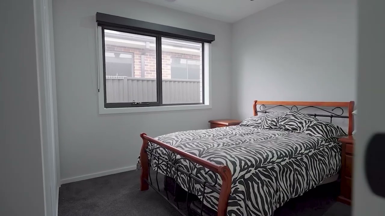11 Henlix Court, Mount Clear, Vic 3350, thumbnail 3 of 4