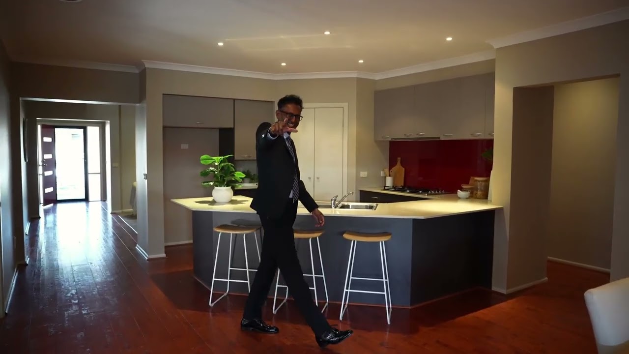 10 Alysha Avenue, Lyndhurst, Vic 3975, thumbnail 2 of 4