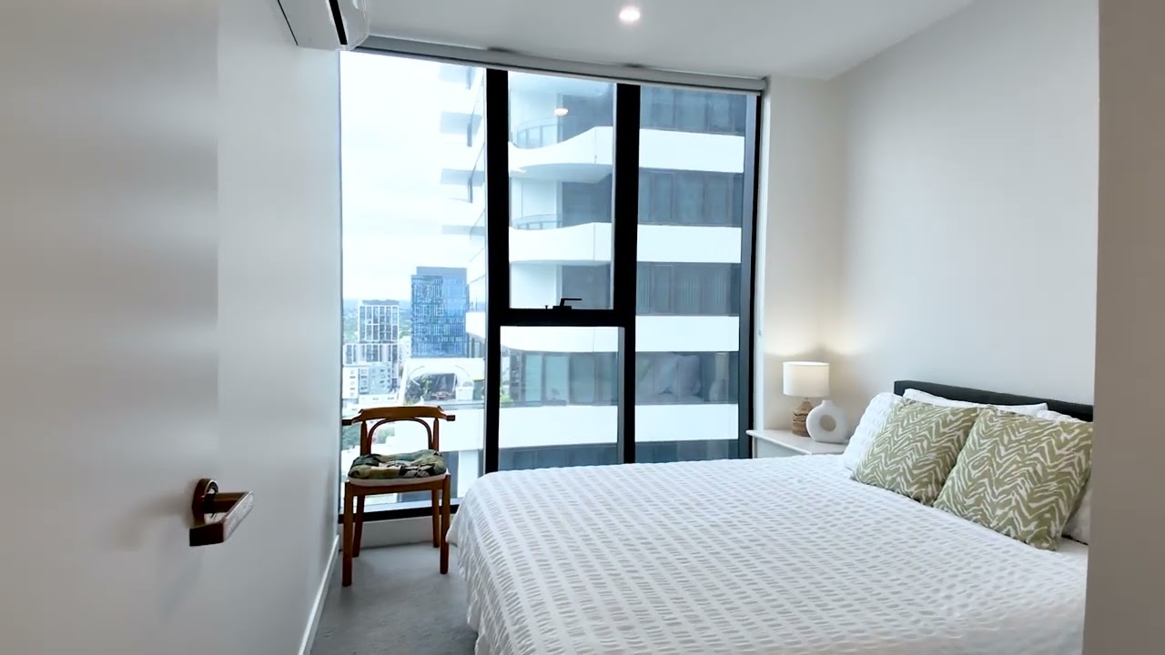 1905/845 Whitehorse Road, Box Hill, Vic 3128, thumbnail 3 of 4