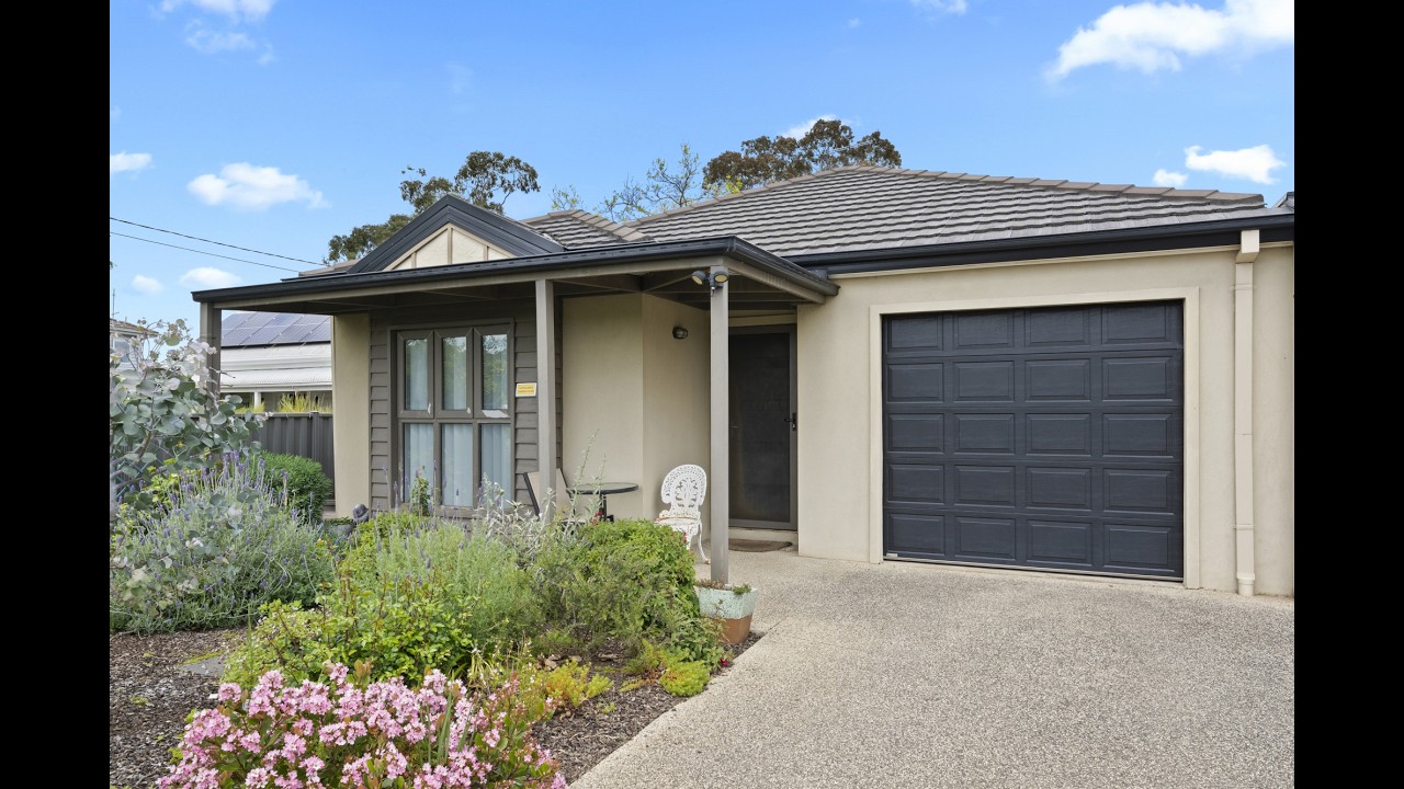 13 Nolan Street, Buninyong, Vic 3357, thumbnail 3 of 4