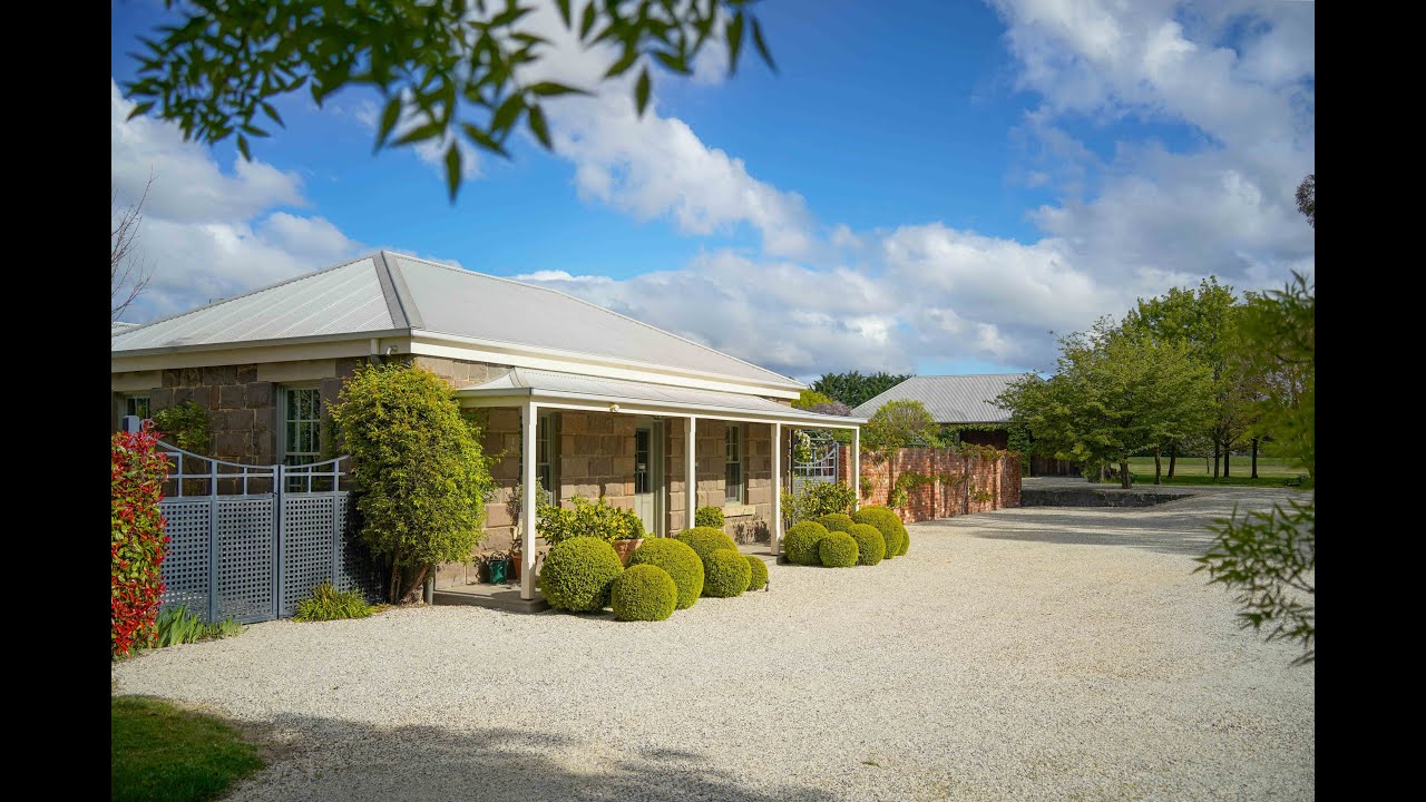 96 Fiddlers Green Road, Kyneton, Vic 3444, thumbnail 3 of 4