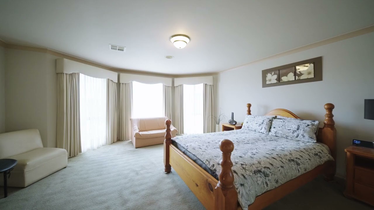 15 Sorrel Court, South Morang, Vic 3752, thumbnail 3 of 4