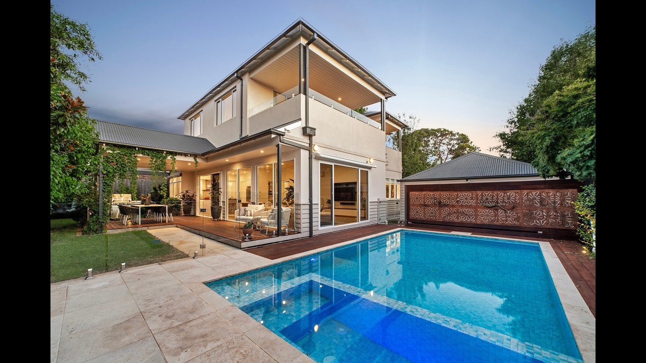 1 Alicia Street, Hampton, Vic 3188, thumbnail 3 of 4