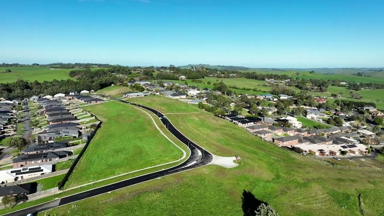 55 Isabella Boulevard, Korumburra, Vic 3950, thumbnail 2 of 4