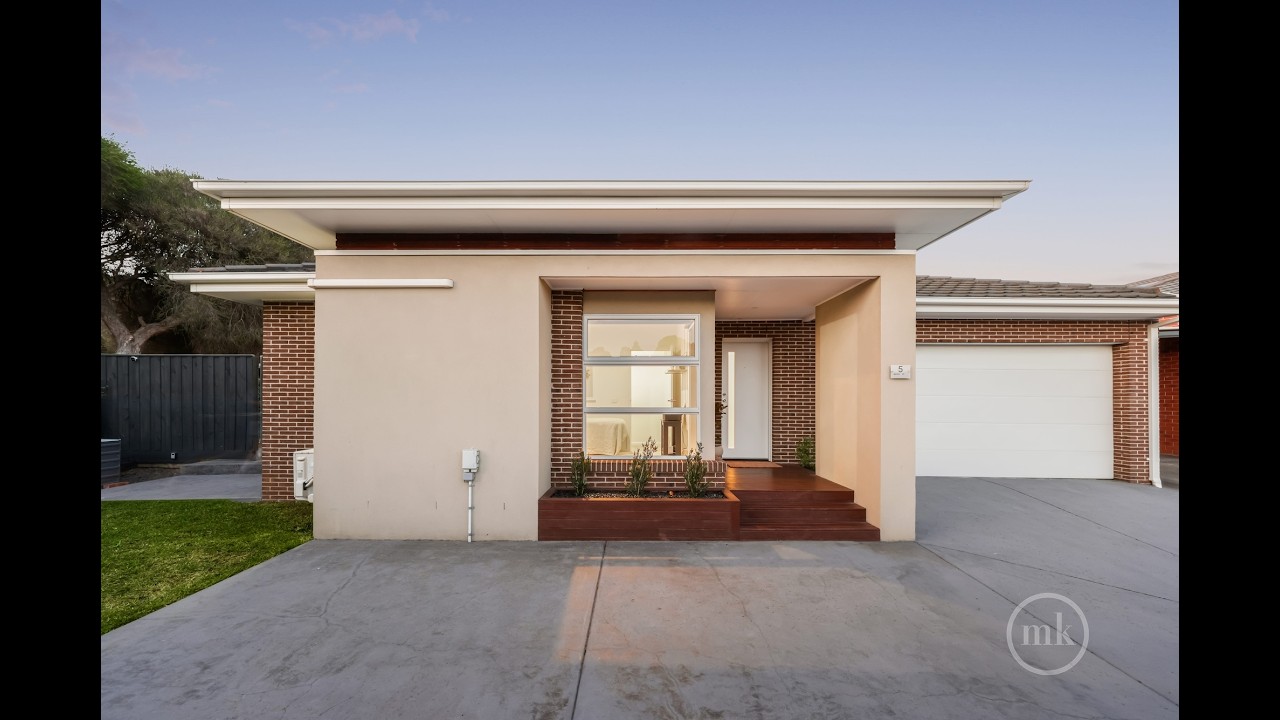 5 Raven Court, Diamond Creek, Vic 3089, thumbnail 3 of 4