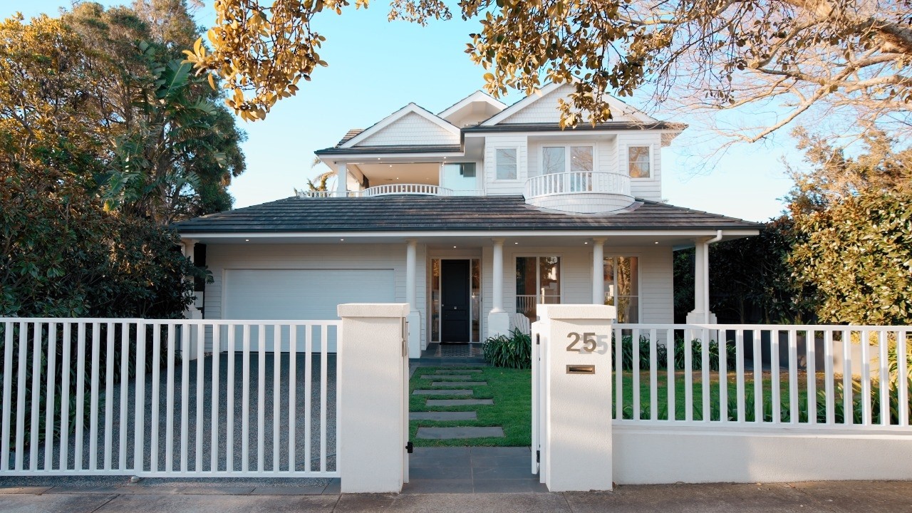 25 Bolton Avenue, Hampton, Vic 3188, thumbnail 3 of 4