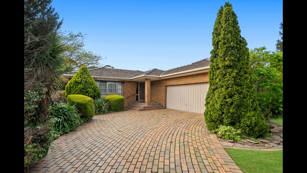 29 St Boswells Avenue, Berwick, Vic 3806, thumbnail 3 of 4
