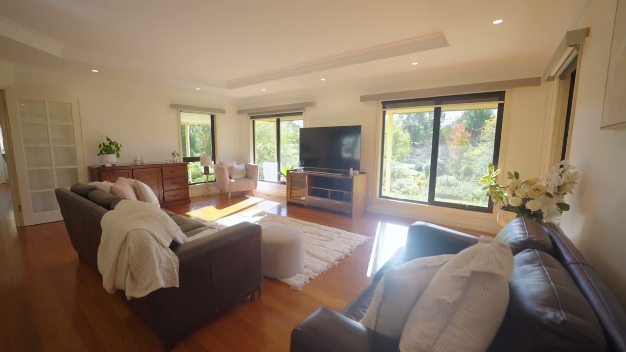17 Reid Park Road, Mount Helen, Vic 3350, thumbnail 3 of 4