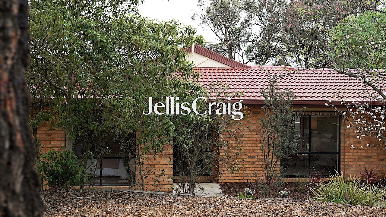 4 Curlew Court, Yallambie, Vic 3085, thumbnail 3 of 4