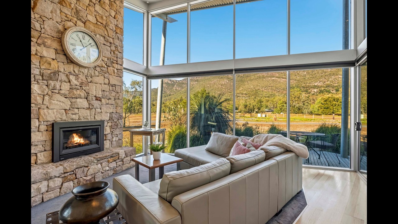 44 Valley Drive, Halls Gap, Vic 3381, thumbnail 3 of 4