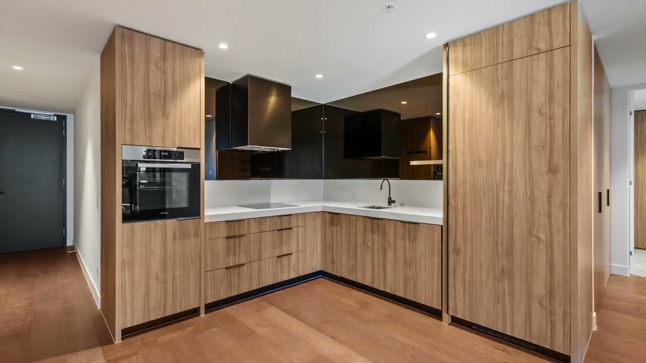 812/18 Claremont Street, South Yarra, Vic 3141, thumbnail 3 of 4
