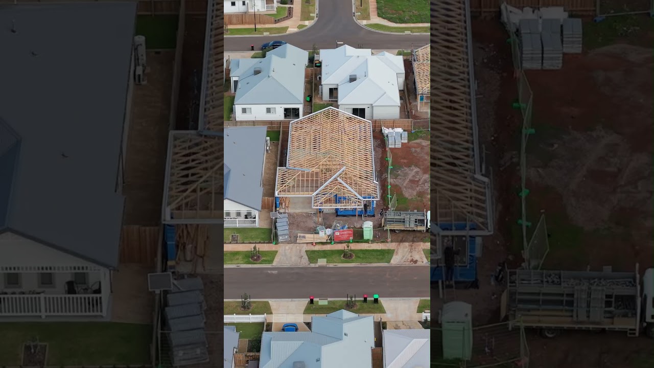 34 MURTOA CRESCENT, Eynesbury, Vic 3338, thumbnail 3 of 4