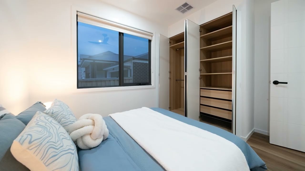 94 Codrington Road, Truganina, Vic 3029, thumbnail 3 of 4