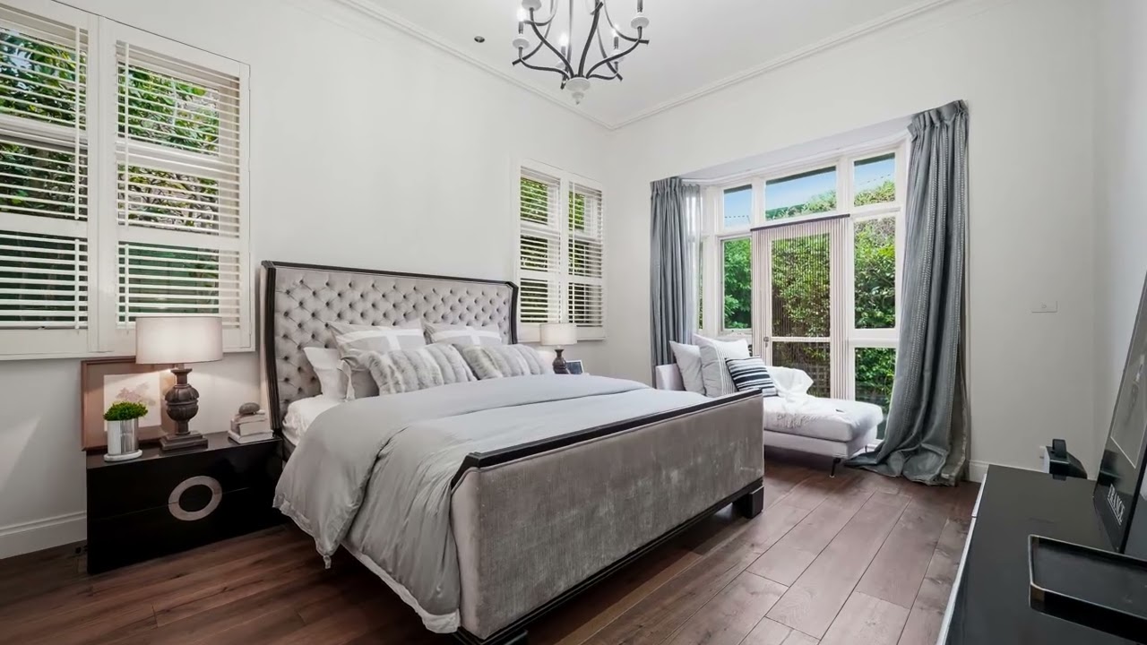2 Alexandra Avenue, Canterbury, Vic 3126, thumbnail 3 of 4